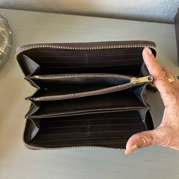 Gucci Large Chocolate Zippy Continental Wallet In Box - Picture 7 of 11